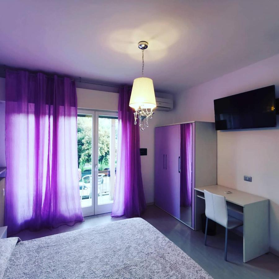 Ai Giardini Rooms -Vicino Ospedale Borgo Trento E Centro Storico Verona Exterior foto